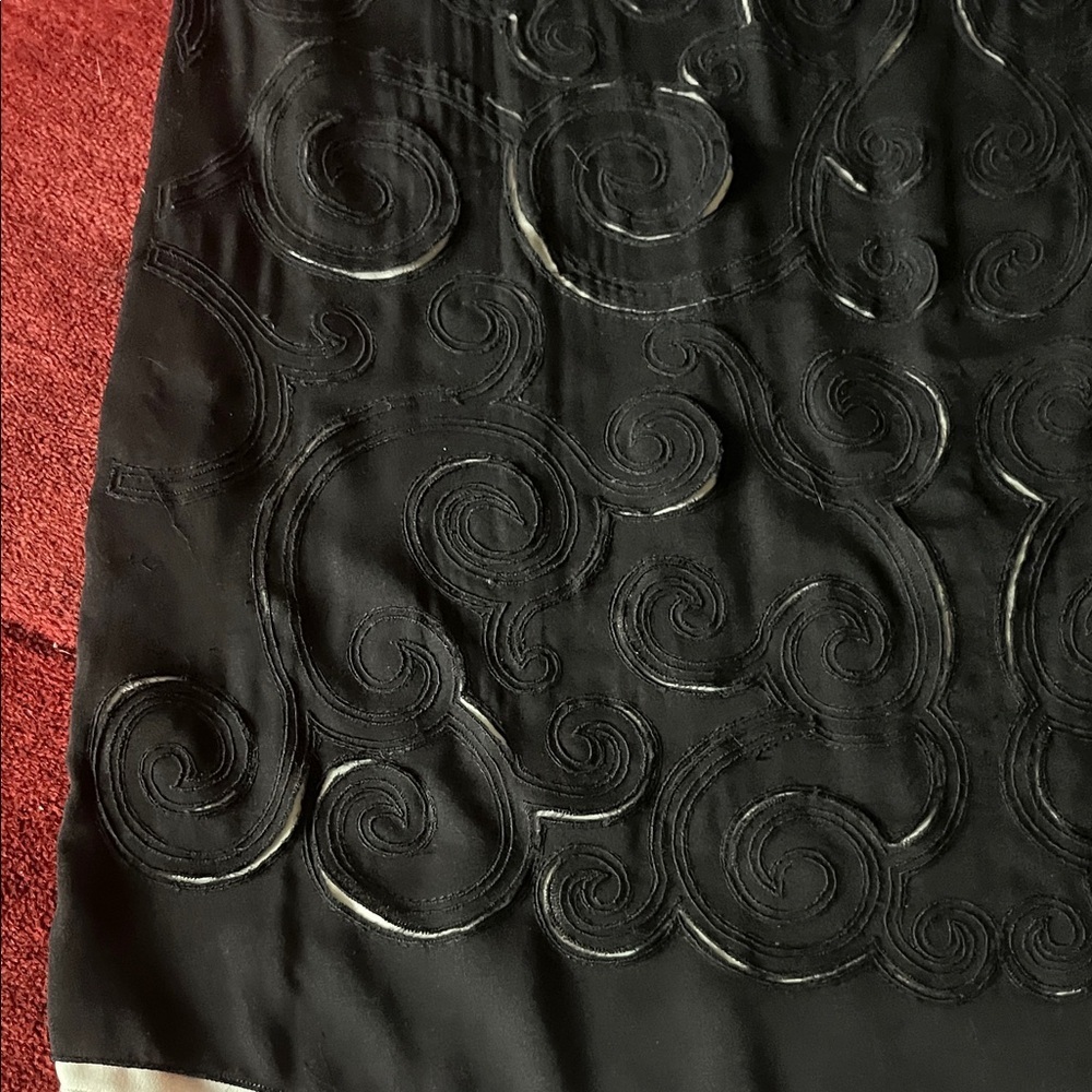 Catherine Malandrino Appliqué Shift Dress - Picture 5 of 12